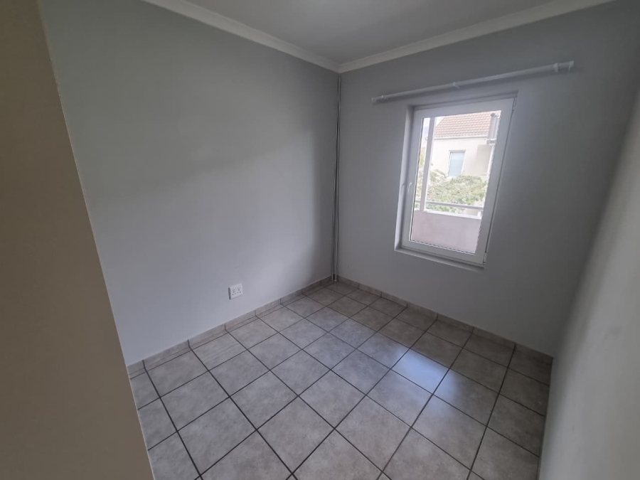 2 Bedroom Property for Sale in Klein Drakenstein Western Cape